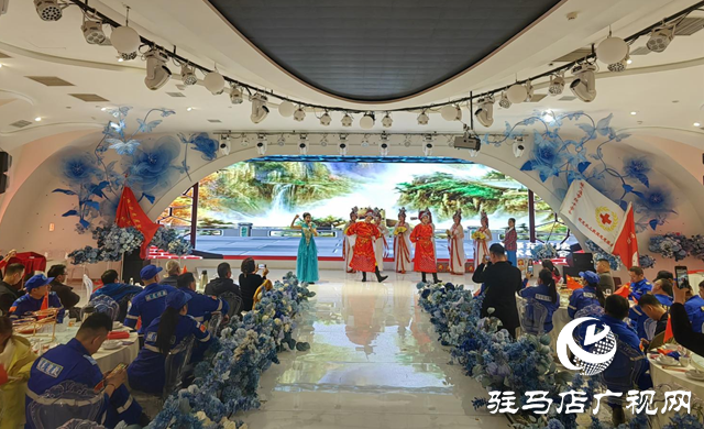 驻马店市红十字蛟龙水上义务搜救队举办庆元旦文艺演出