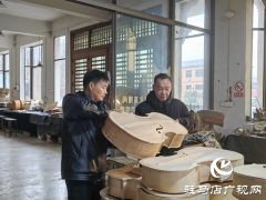 【天中光荣榜】王金堂：从漂泊琴师到&ldquo;产业乡贤&rdquo; 让世界听见确山