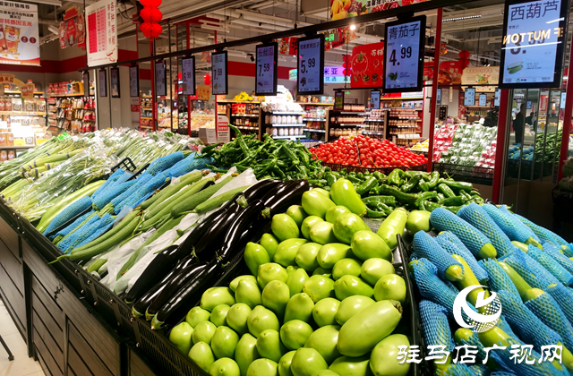 驻马店:多措并举保供应 寒潮中“菜篮子”量足价稳