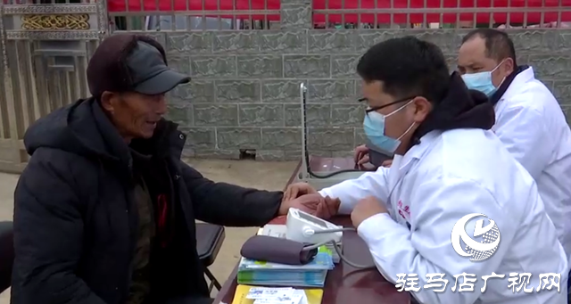 驿城区老河乡:寒冬送暖意 爱心润乡邻