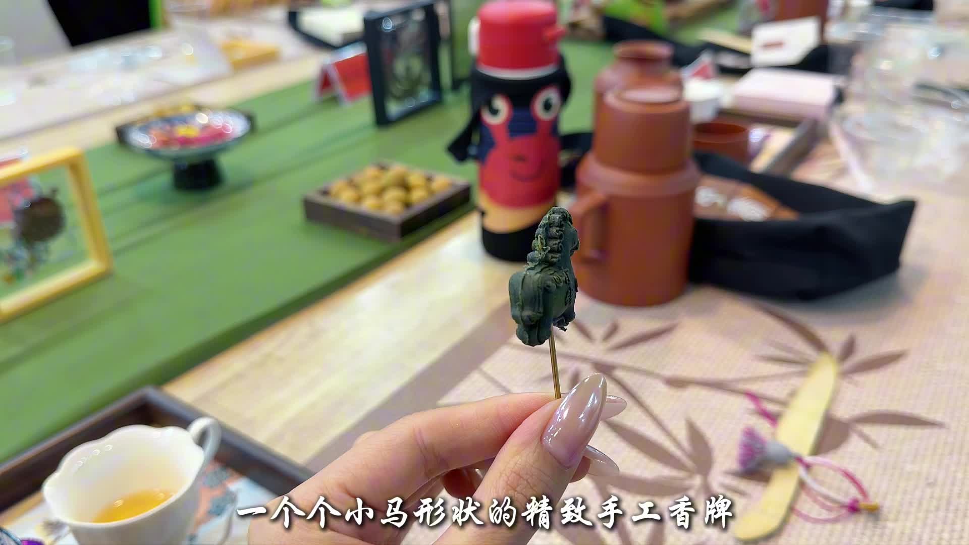 非遗贺新春，两岸一家亲！一场非遗雅集，两岸同胞在驻马店共叙中华文化同源的深厚情谊。#非遗#中华文化#台湾同胞一家亲