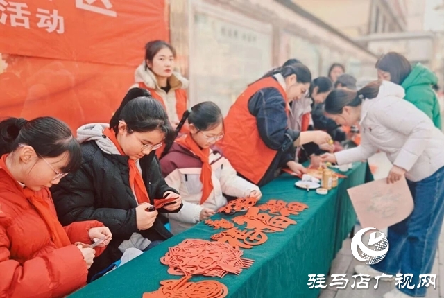 西园街道文明路社区:墨香送福迎新春 社区联动传温情