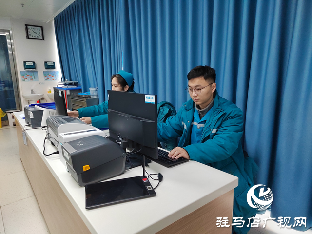 驻马店市第二人民医院:无影灯下守岁生命线上逆行