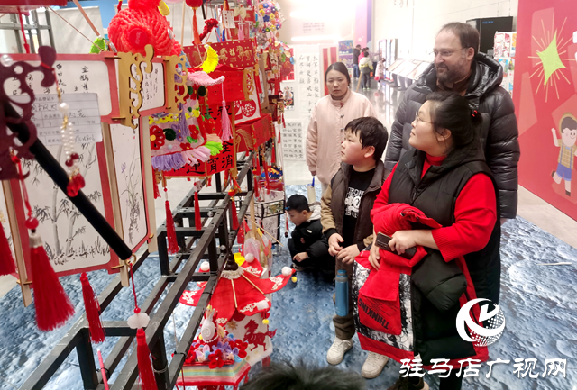 驻马店经济开发区举行中小学生寒假实践成果集中展示活动