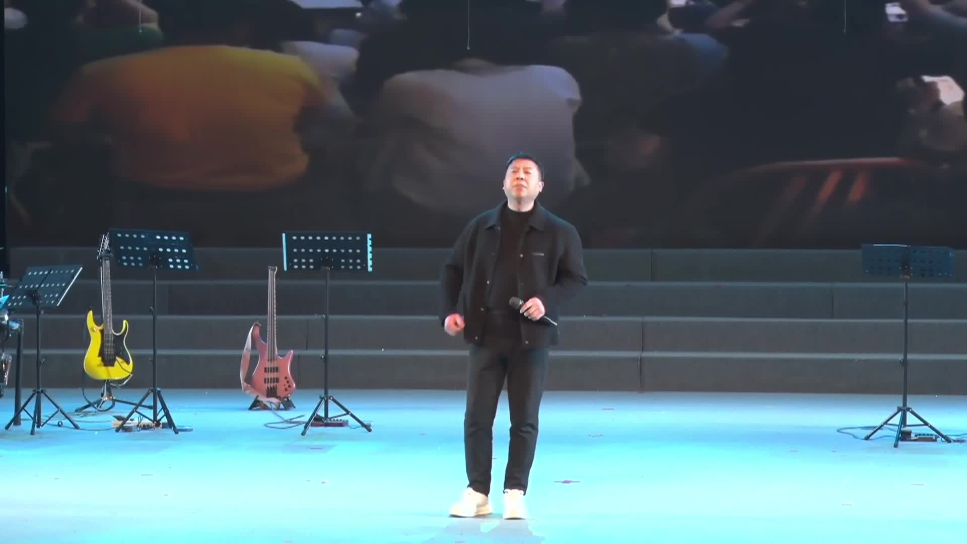《温暖的那束光》