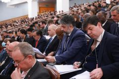 两会新华鲜报丨非凡两会！世界在感知中国中看到更多机遇