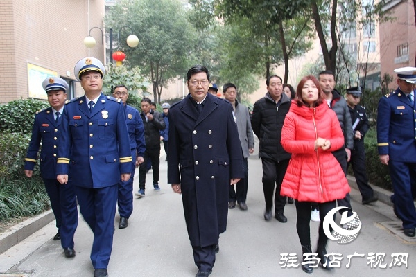 郭渊看望慰问一线交通民警并开展消防安全检查