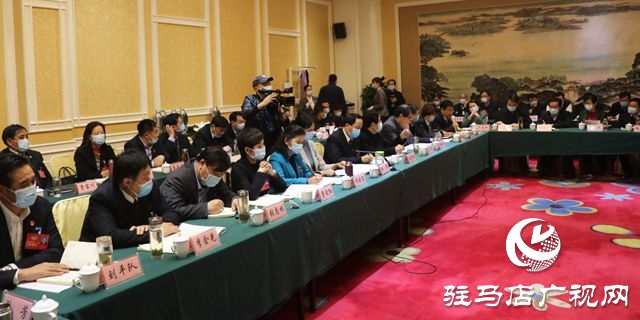市政协召开四届四十七次主席会议