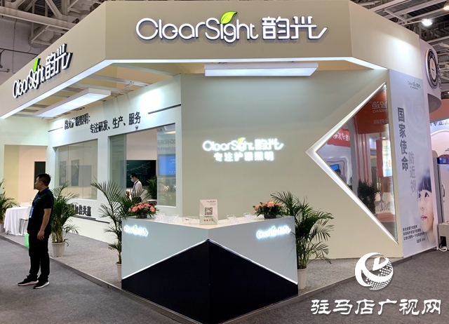 驻马店高新技术产品首次亮相第79届中国教育装备展