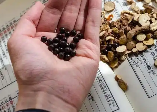 如何替行动不便老人用医保开药？国家医保局解答