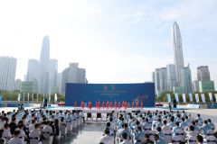 第十五届全运会火炬传递启动仪式在深圳举行